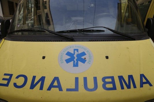 Τρίκαλα: Πάγωσαν τα χαμόγελα – Aγοράκι 3,5 χρονών χτύπησε σοβαρά στο κεφάλι μετά από παιχνίδι με τον πατέρα του